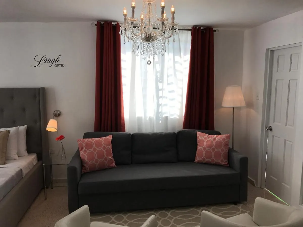 Edificio Chandelier Ponce